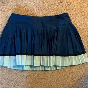 Lululemon Skirt size 6